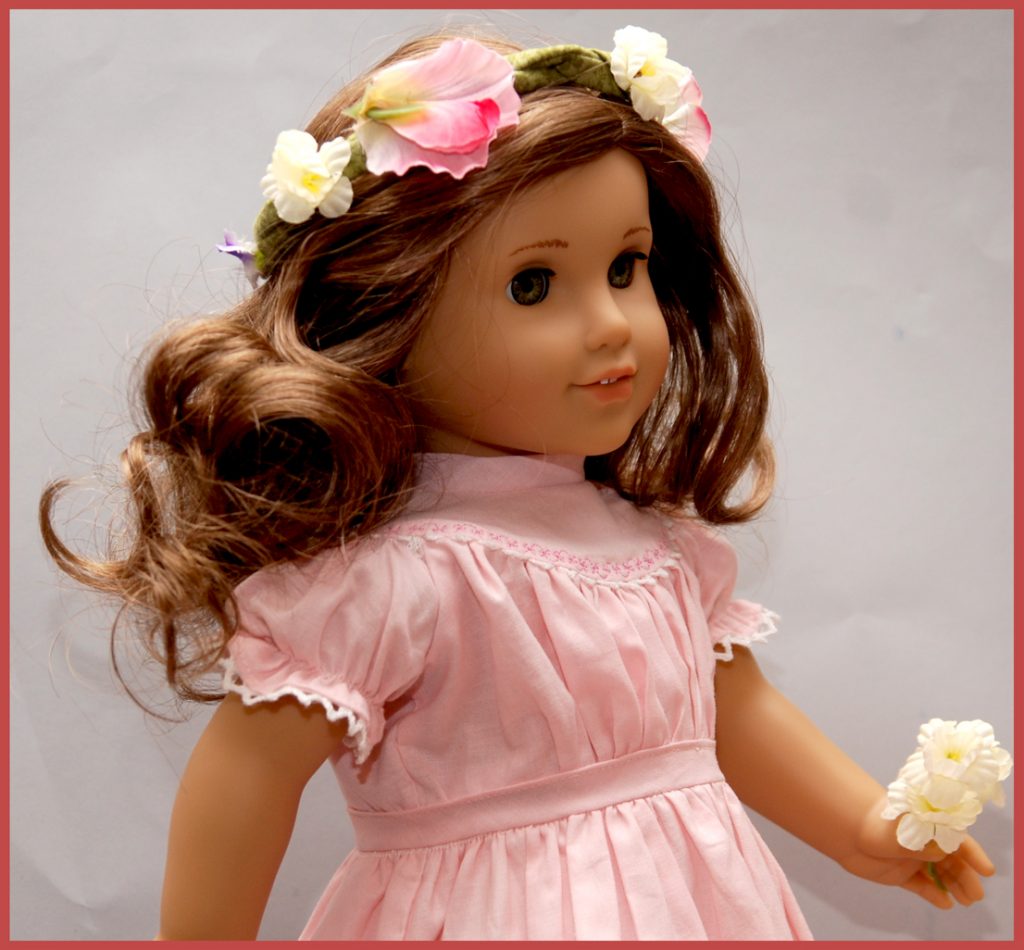 Embracing Style: Fashion Trends and Accessories for American Girl Dolls插图4