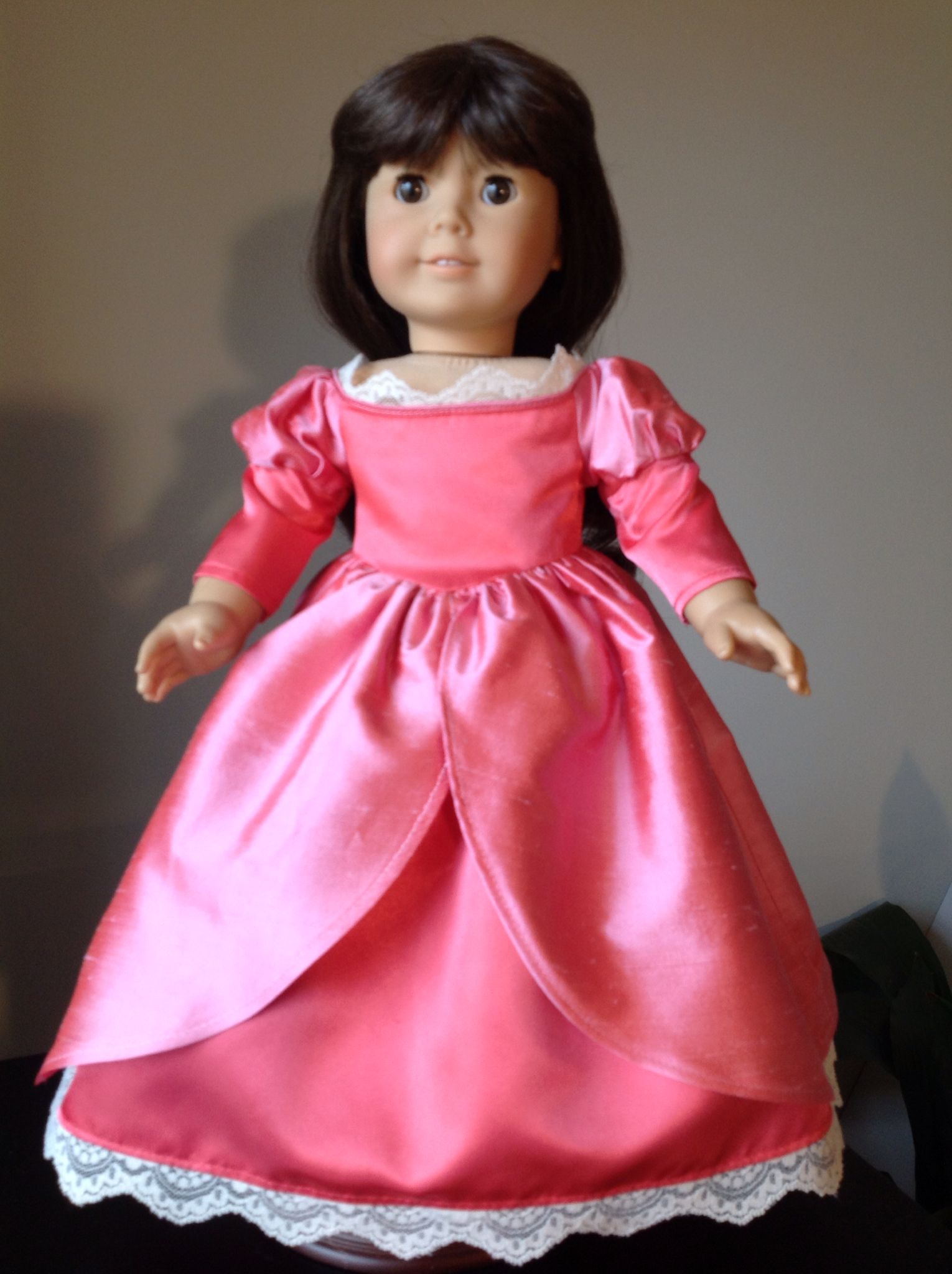 Exploring the World of Doll Clothing: Materials, Durability, and Popularity插图2 Exploring the World of Doll Clothing: Materials, Durability, and Popularity插图2