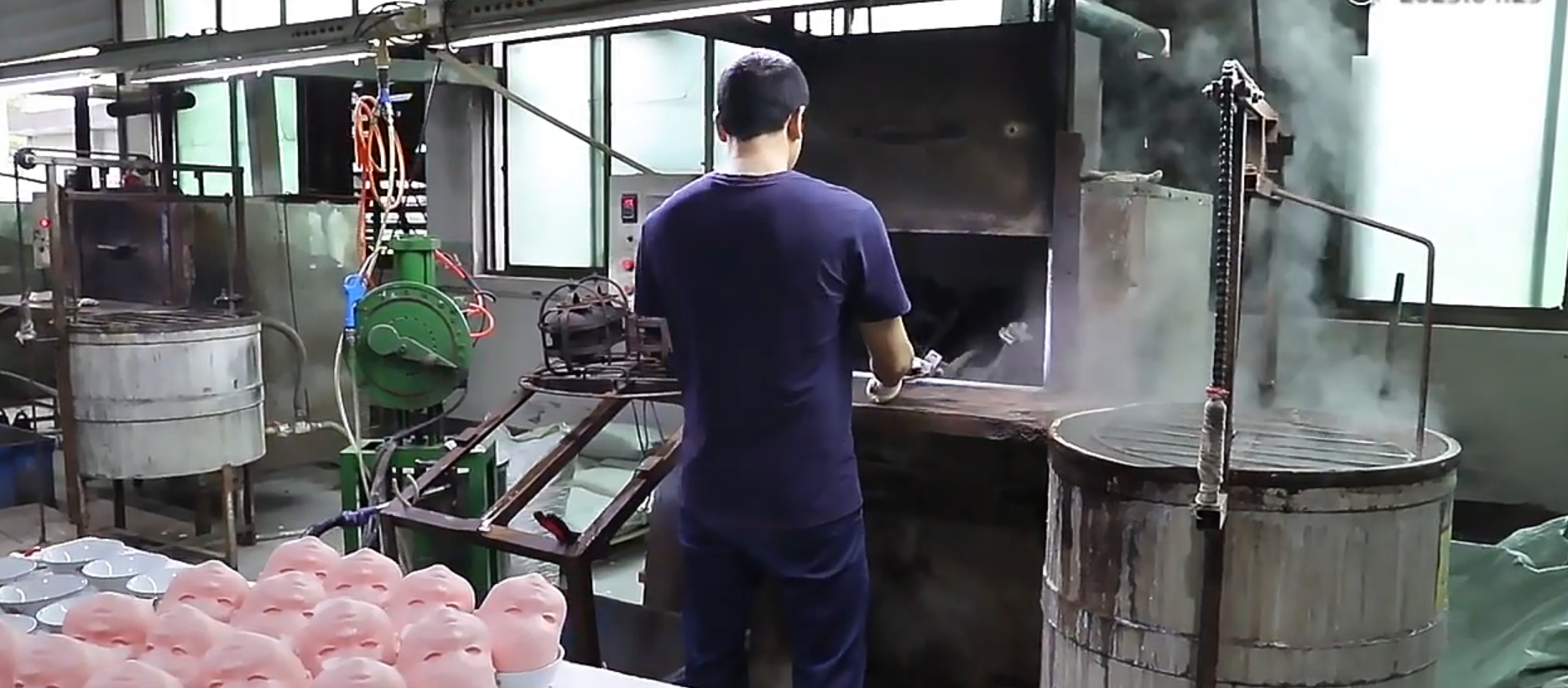 Introduction to the production process of vinyl dolls插图1