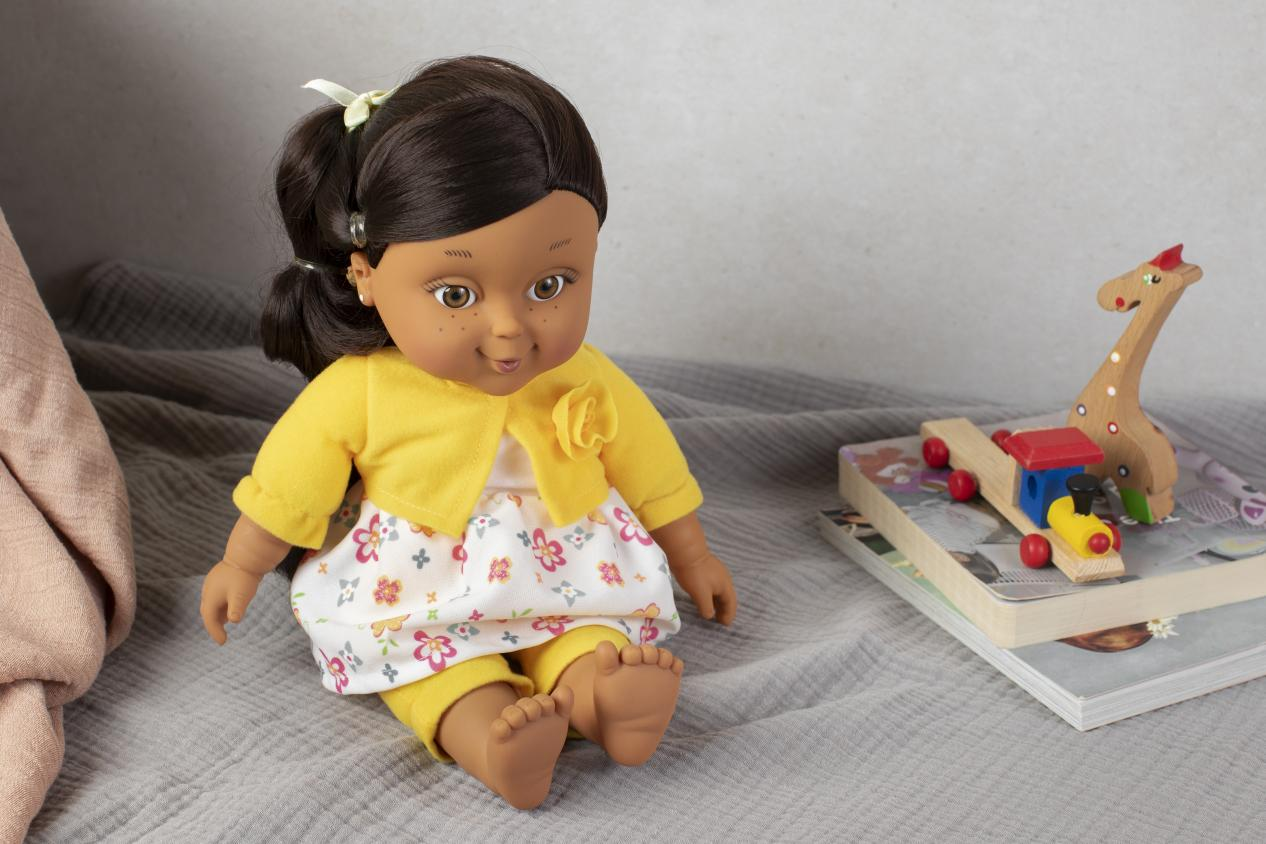 Beyond Play: How Dolls Foster Crucial Childhood Development Skills插图