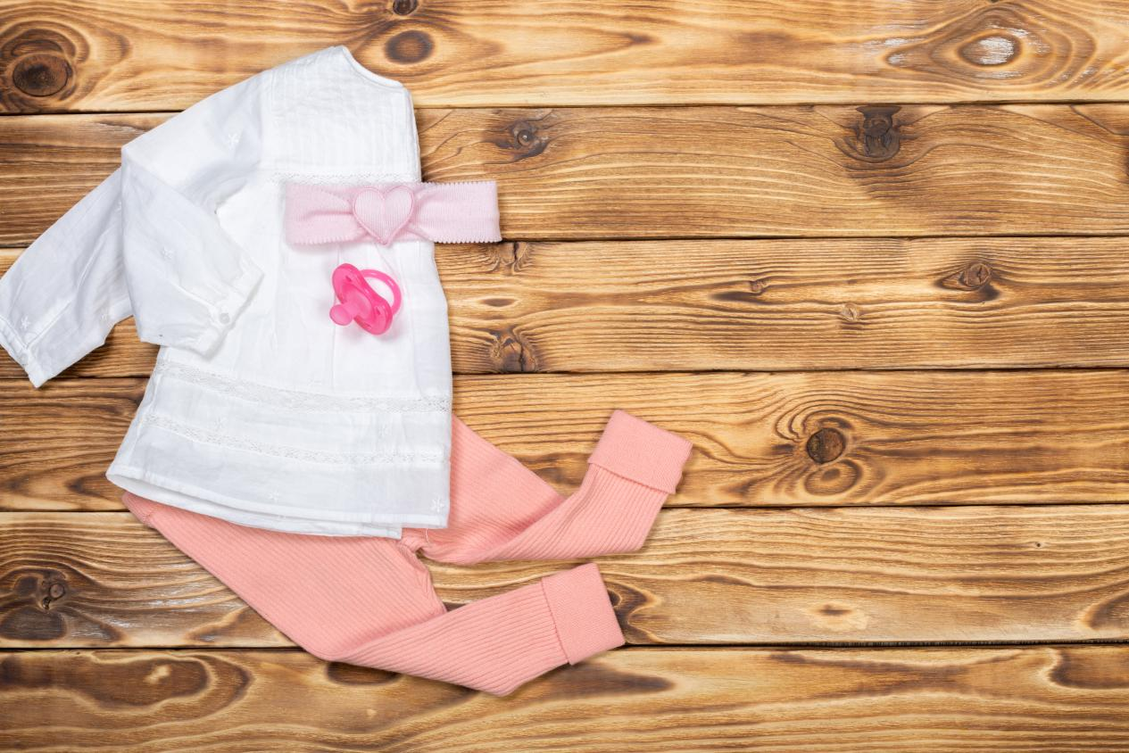 What Kind of Fabric Is Best for Doll Clothes?插图2 What Kind of Fabric Is Best for Doll Clothes?插图2